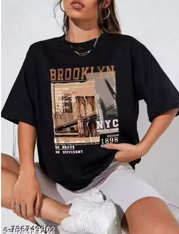 Brooklyn NYC 1898 Vintage Graphic Oversized T-Shirt – Black with Retro Cityscape Print