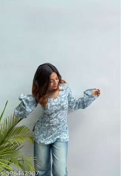 Blue Daisy Floral Square Neck Puff Bell Sleeve Fitted Kurti