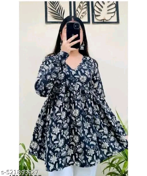 Midnight Floral Gathered V-Neck Kurti