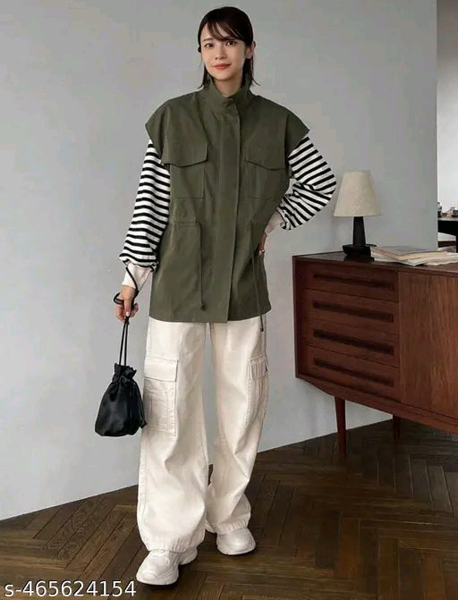Cream High-Waist Wide-Leg Cargo Pants